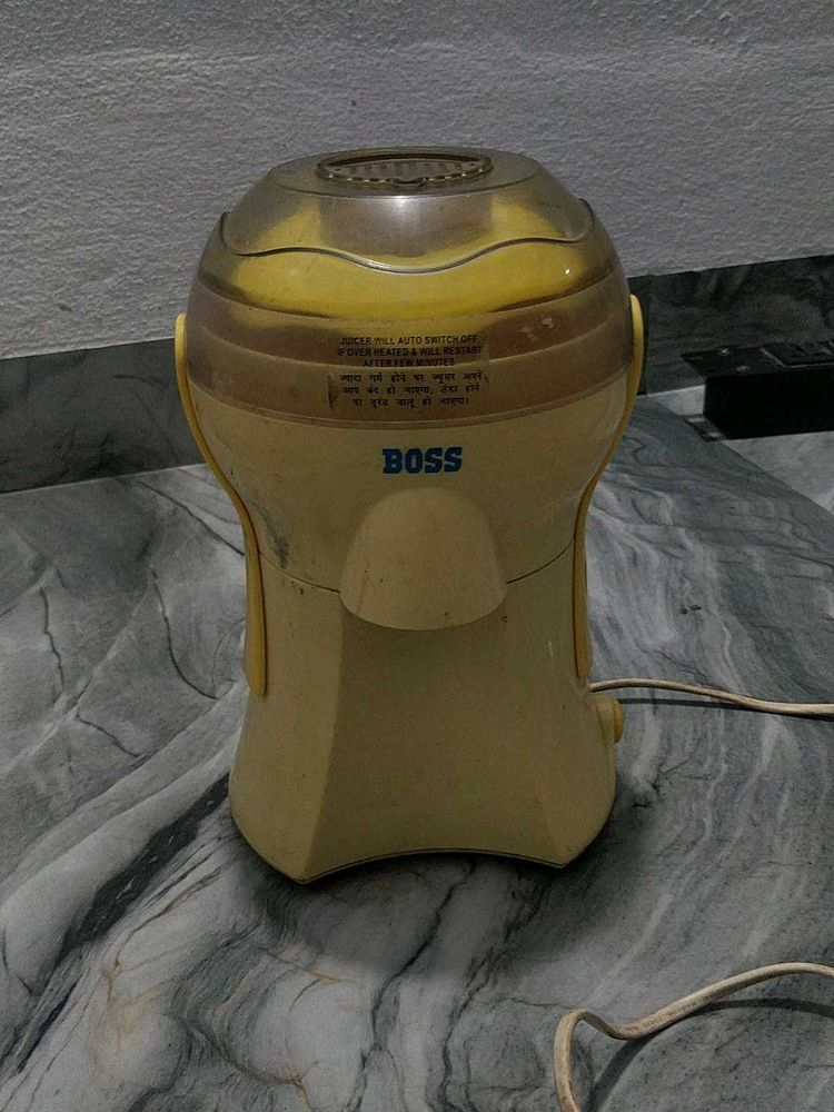 Mixer Jusser Good Working Condition Me He