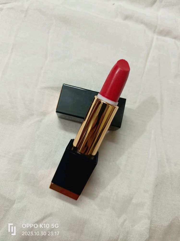 Manish Malhotra Soft Matte Lipstick