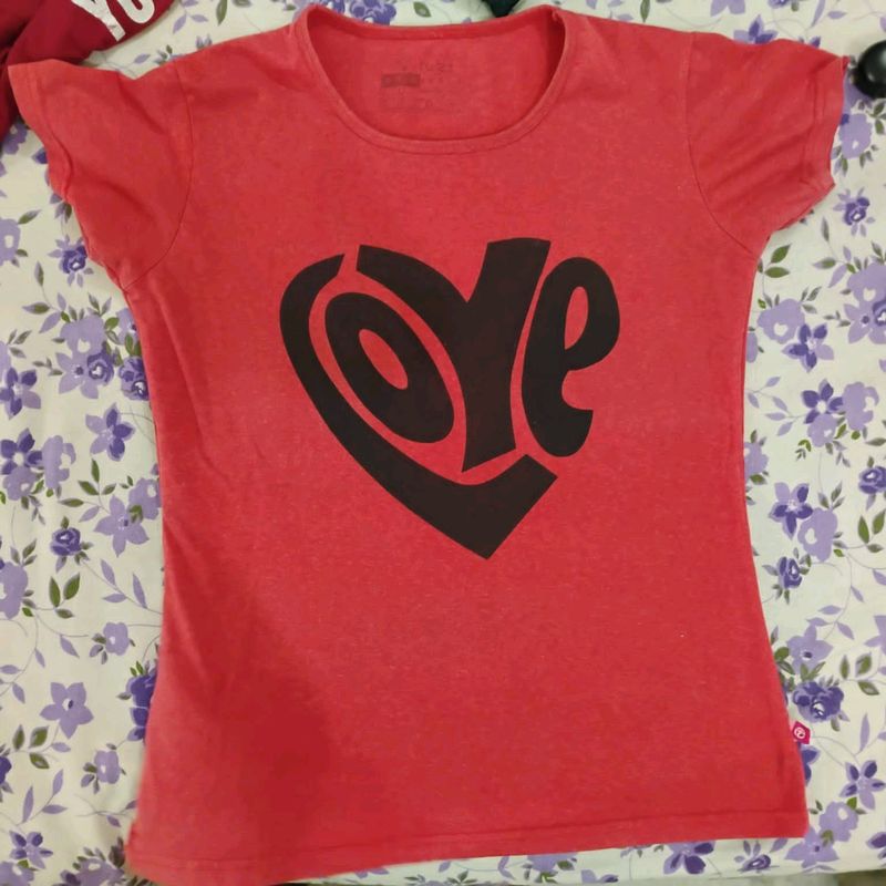 LOVE T-shirt