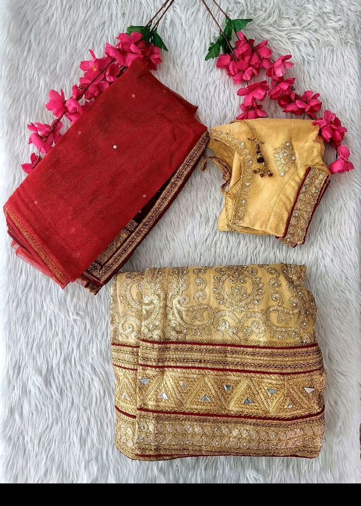 Beutyfull Lehenga, Goldan