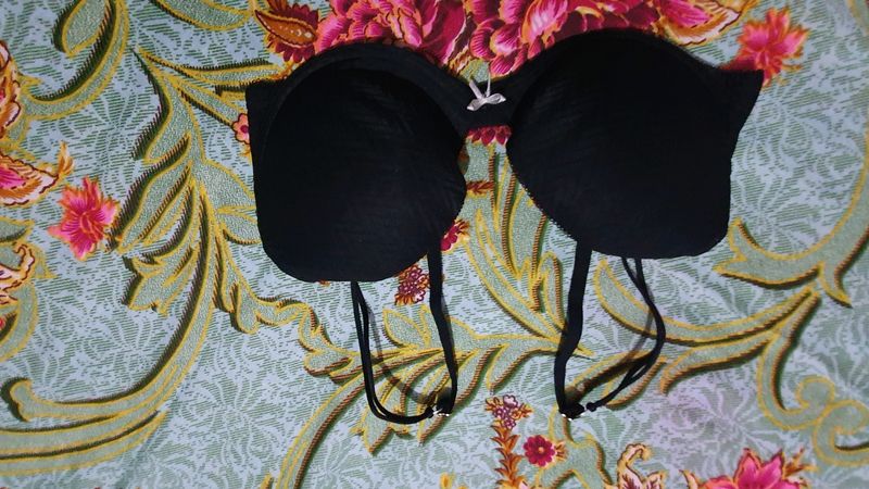 Sexy H&M Padded Bra