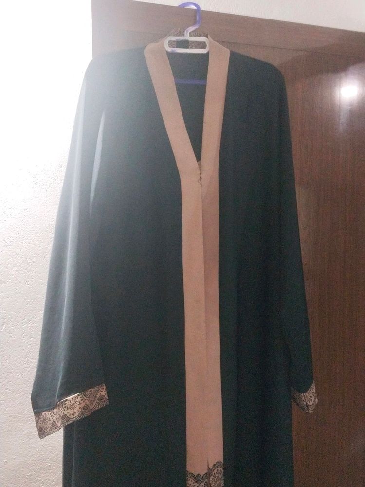 Shrug Abaya