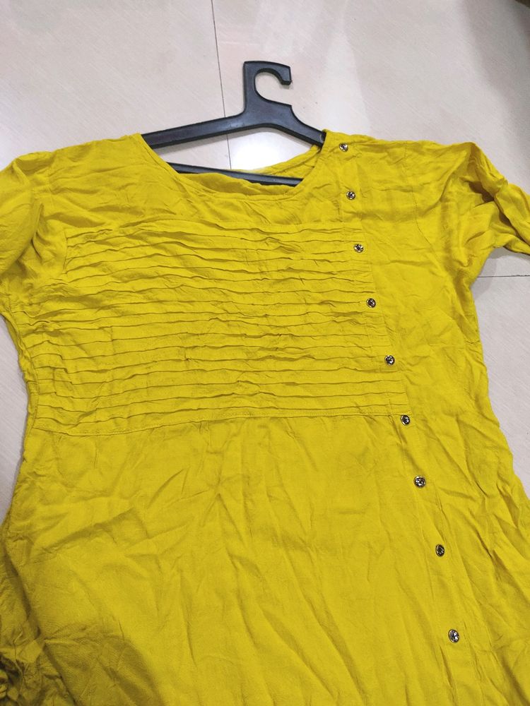 Daily Wear Yellow Colored Kurti