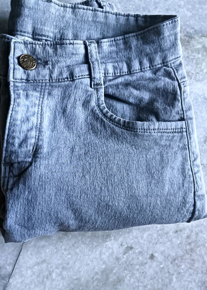 Grey Fit Jeans