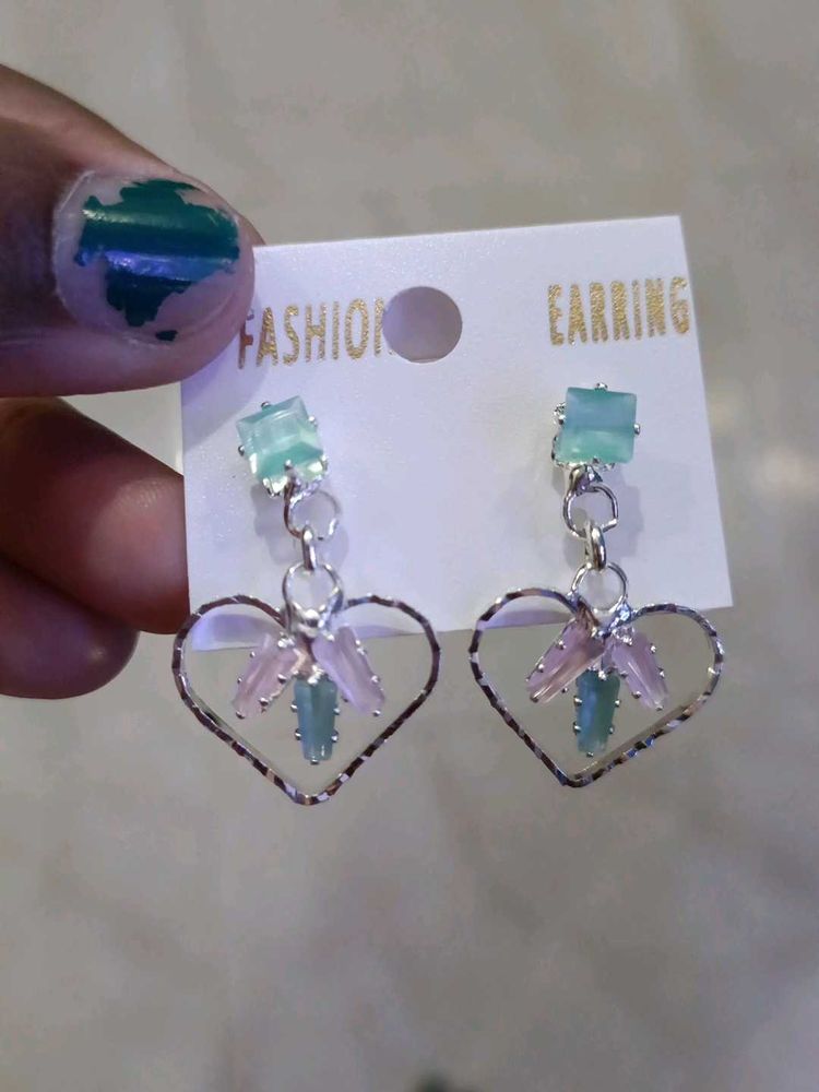 HEART SHAPED EARRINGS