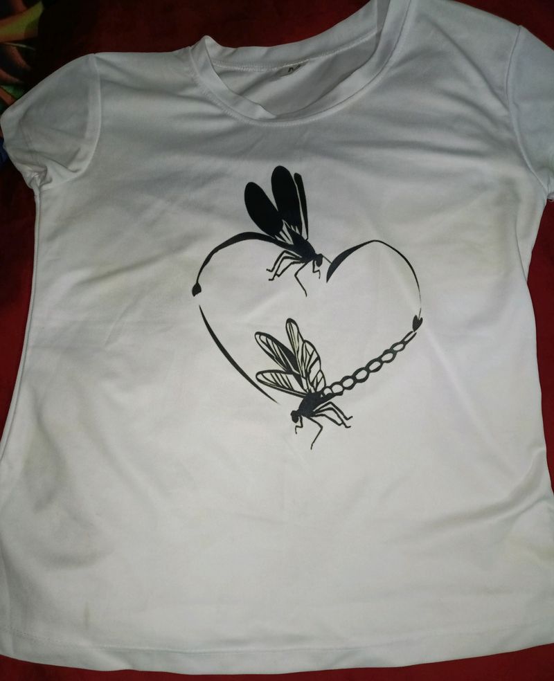 Beautiful Short Tshirt For Women