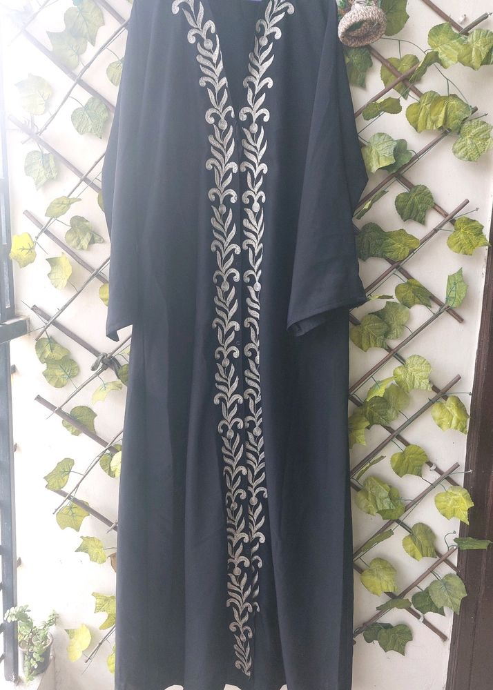 Embroidered Abaya With Matching Stole