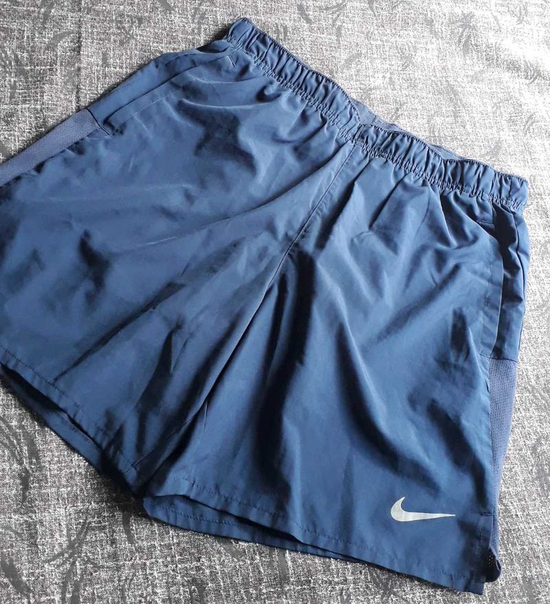 NIKE new Shorts Dri Fit