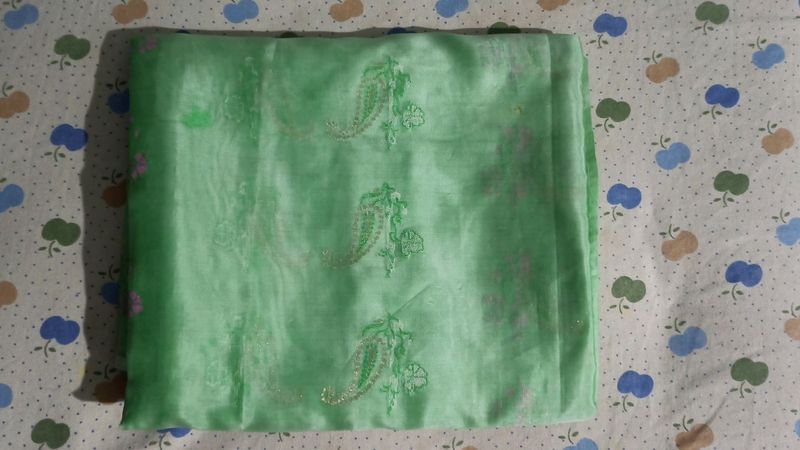 Women Green Saree