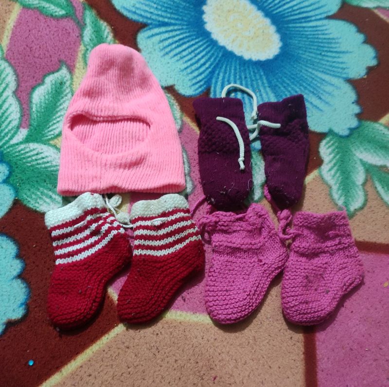 3 Woollen Socks And 1 Monkey Cap