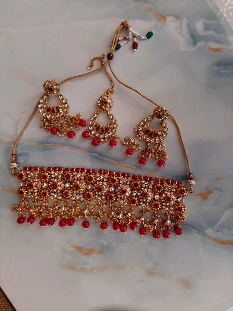 Red Choker Set