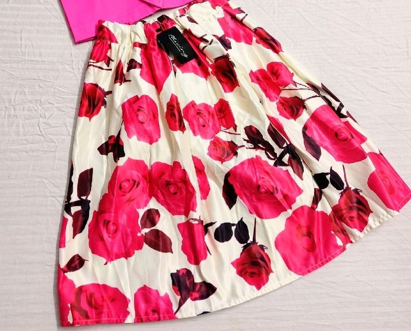 Flowery skirt