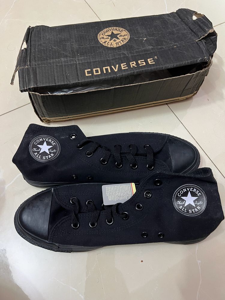 Men Converse Chuck Taylor High All Black Sneakers