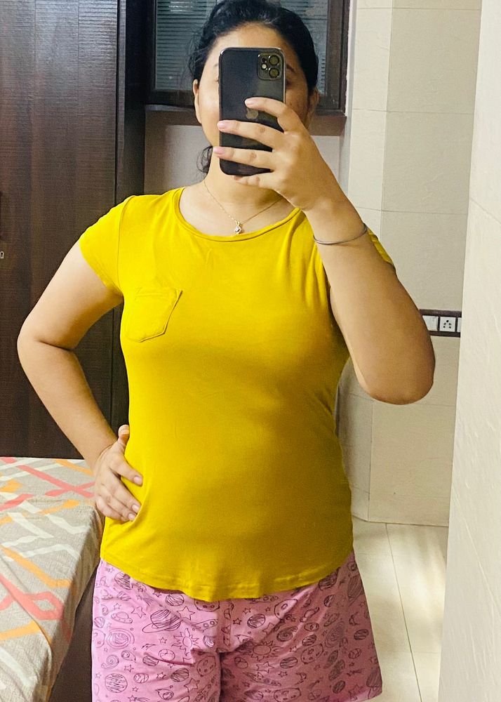 Mustard Branded Top Size M