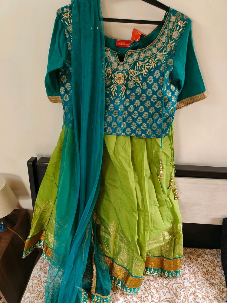 Green Lehenga With Dupatta