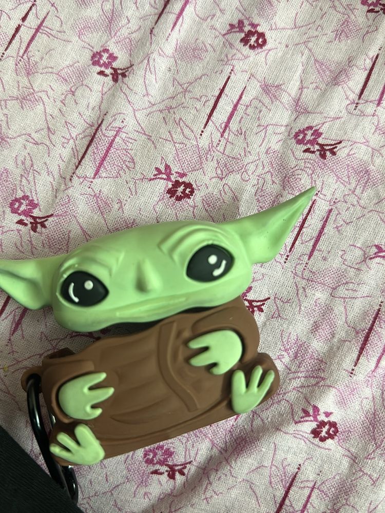 AirPods Pro case baby Yoda Star Wars Merchandise