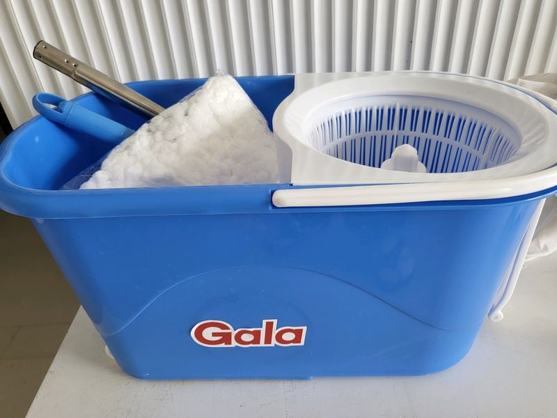 Gala Quick Spin Mop