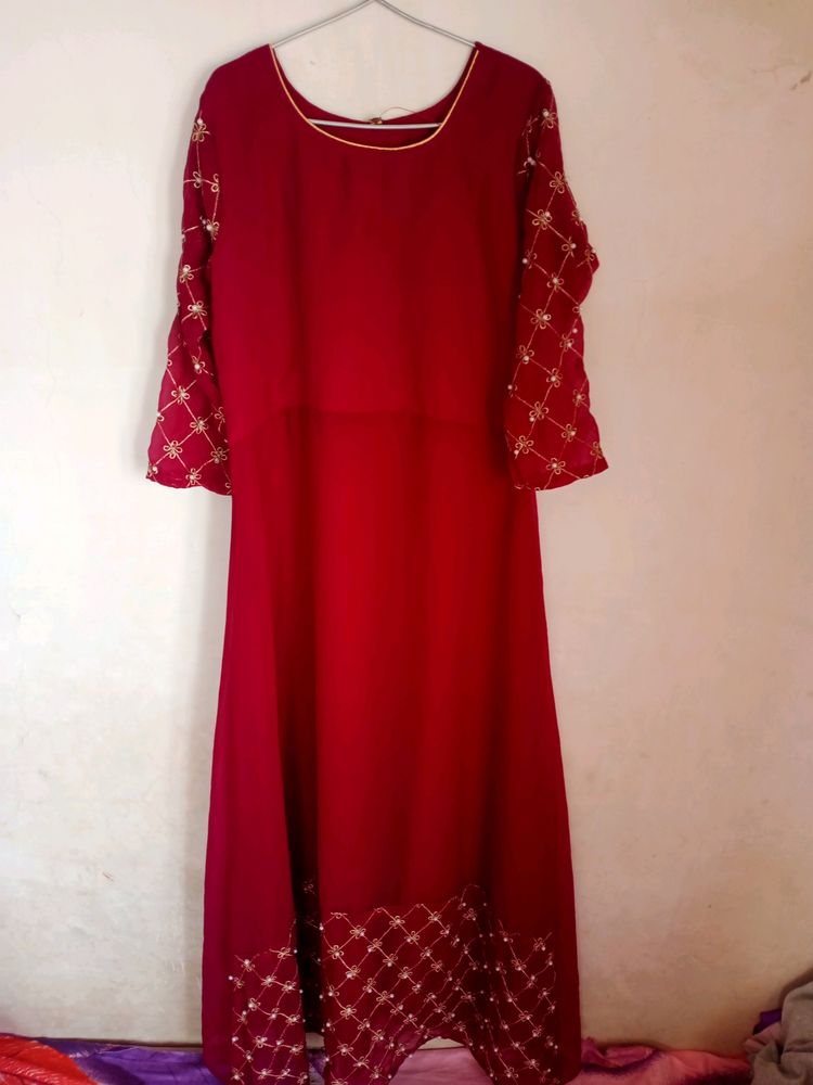 Maroon Simple Ethnic Gown.