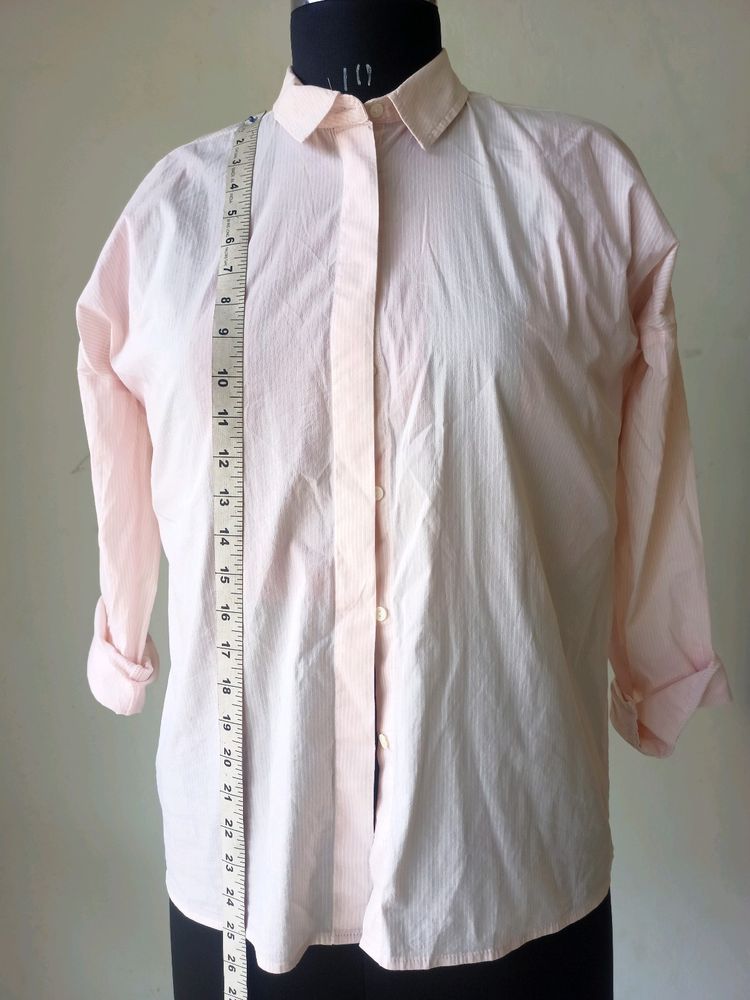 Collar Shirt With Back Side Bow Tie