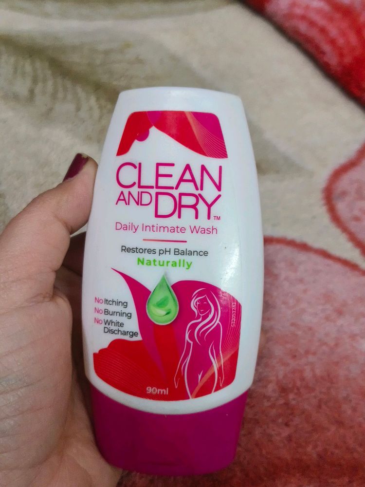 Clean N Dry Intimate Wash