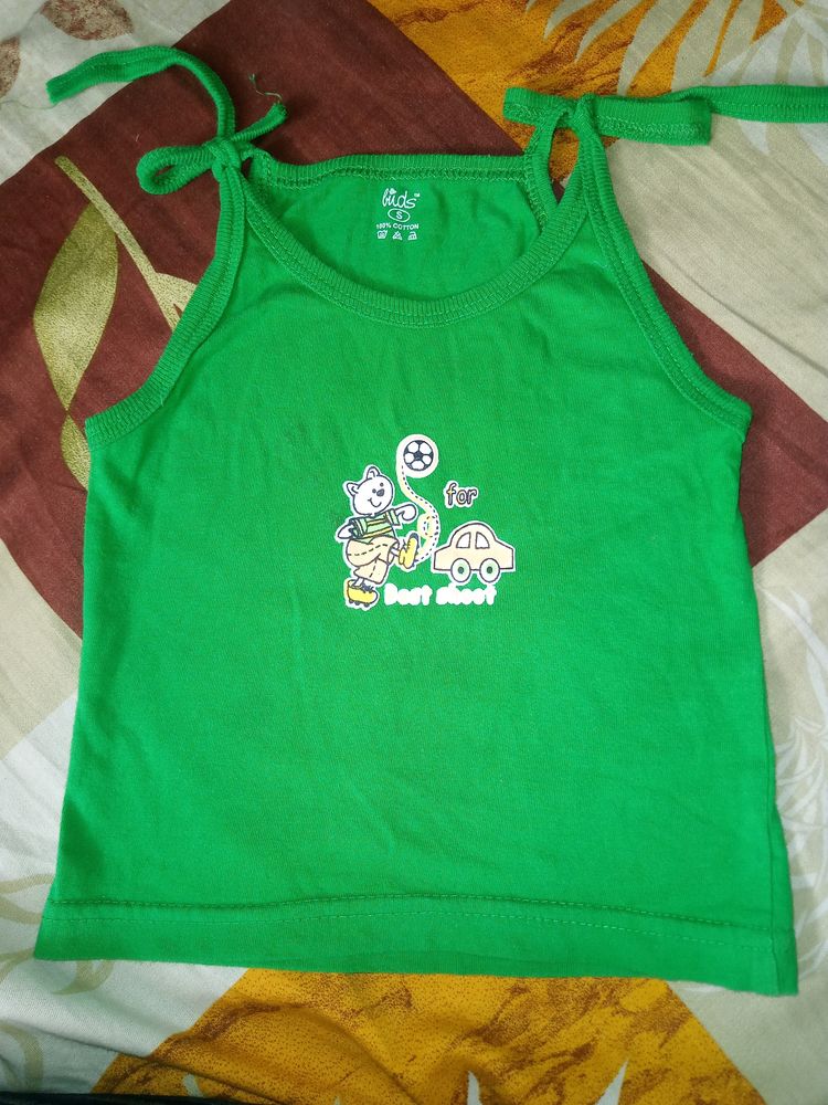 Infants Top With Free Booties