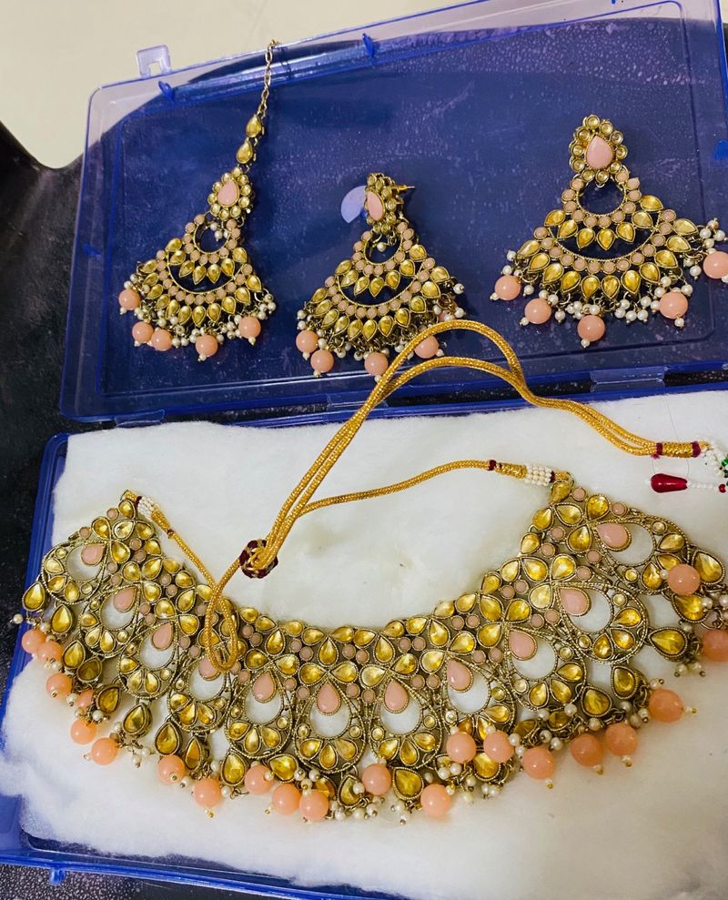 Choker Set With Earing And Tikka ❣️❤️‍🔥