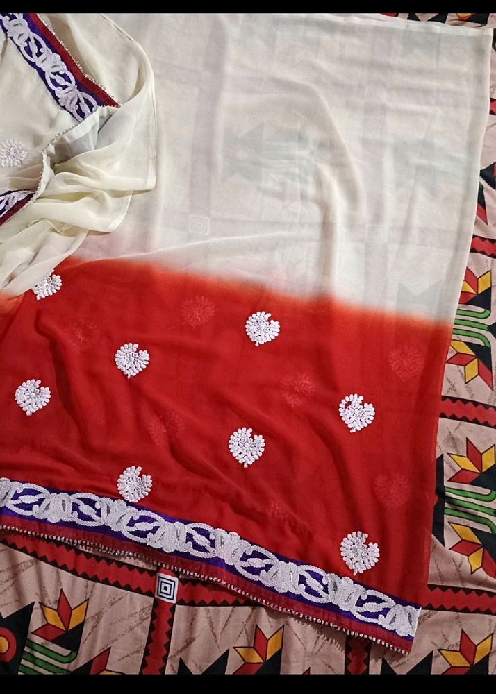 💥 30 Rs.Off💥Red & Off White Saree