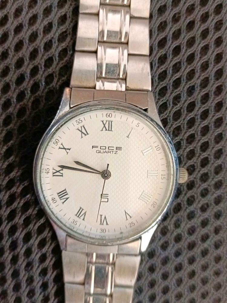 FOCE Quartz Big Dial Watch with Silver Strap.