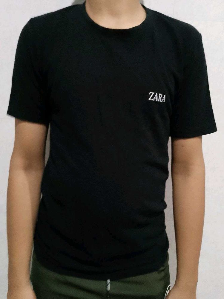 Black Zara T-shirt