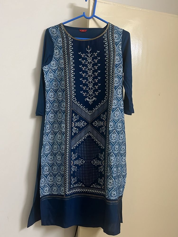 W Festive Embellished Kurta