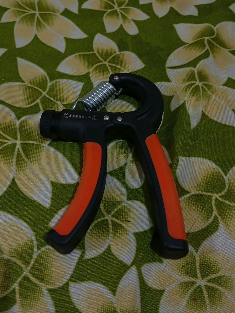 HAND GRIPPER THIS HELPS YOU TO GAIN VEINS 5-60KG