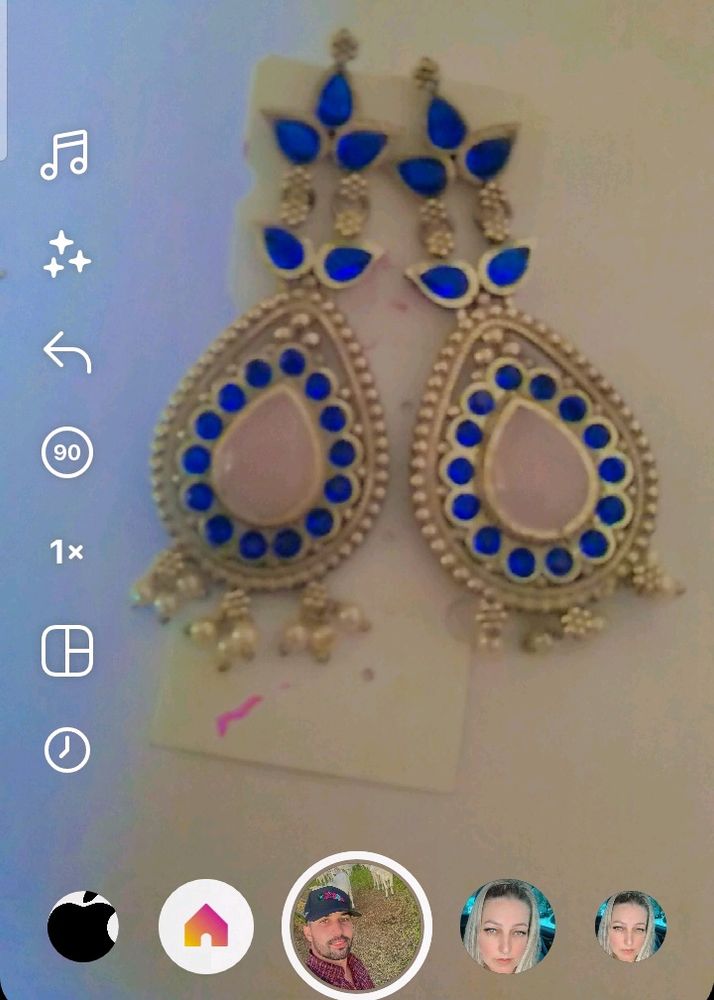 Earings