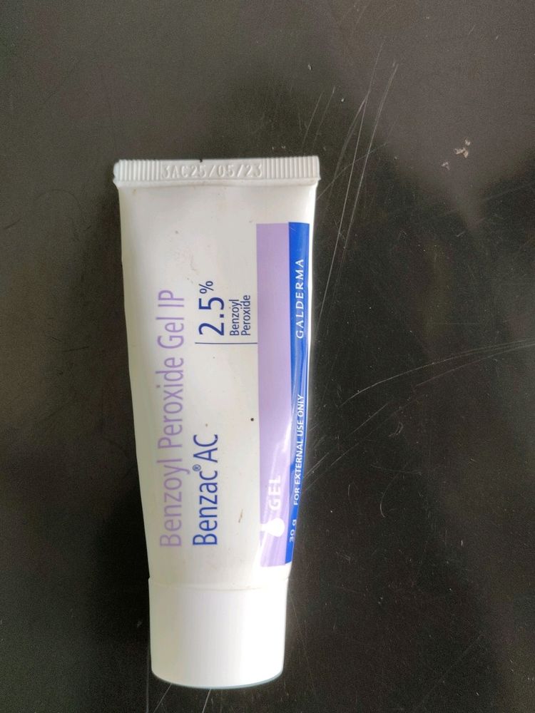 Benzoyl Peroxide Gel 2.5%