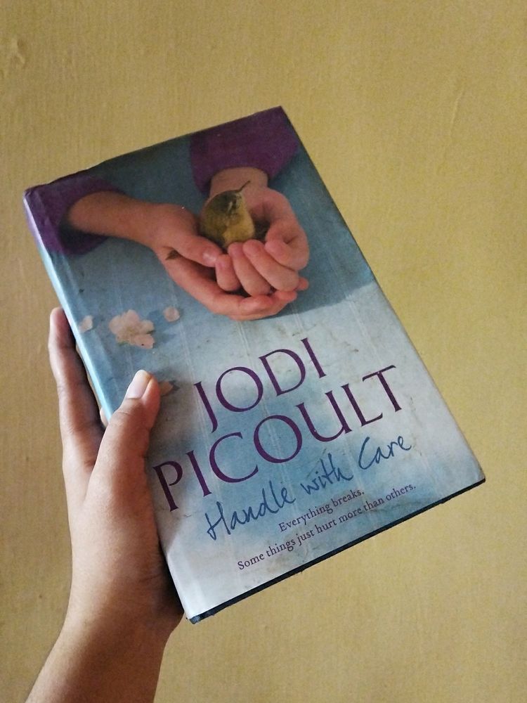 Jodi Picoult "Handle With Care" Fiction Novel Book