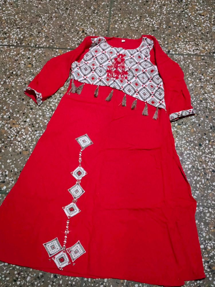 Beautiful Work Kurti