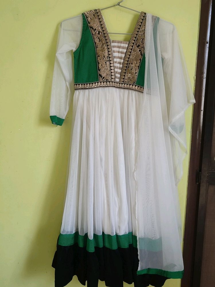 White Anarkali