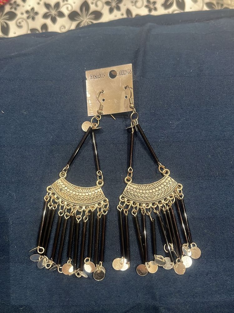 Indo Western Silver And Black Earrings