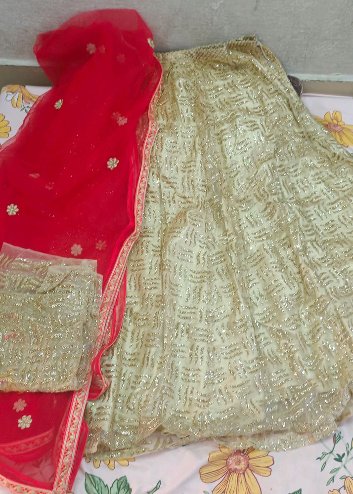 Golden Lehnga Chuni