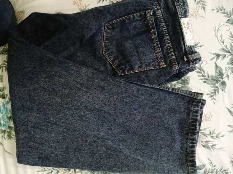 Straight Fit Jeans For Girls