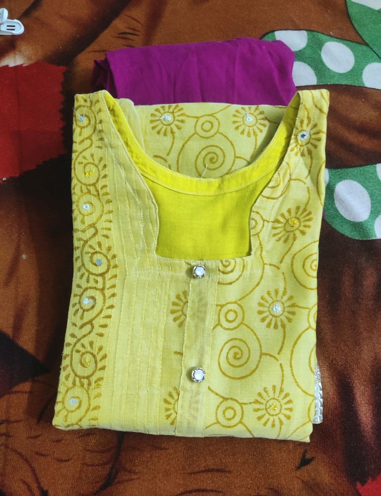 Women's Lemon Yellow Kurti set...