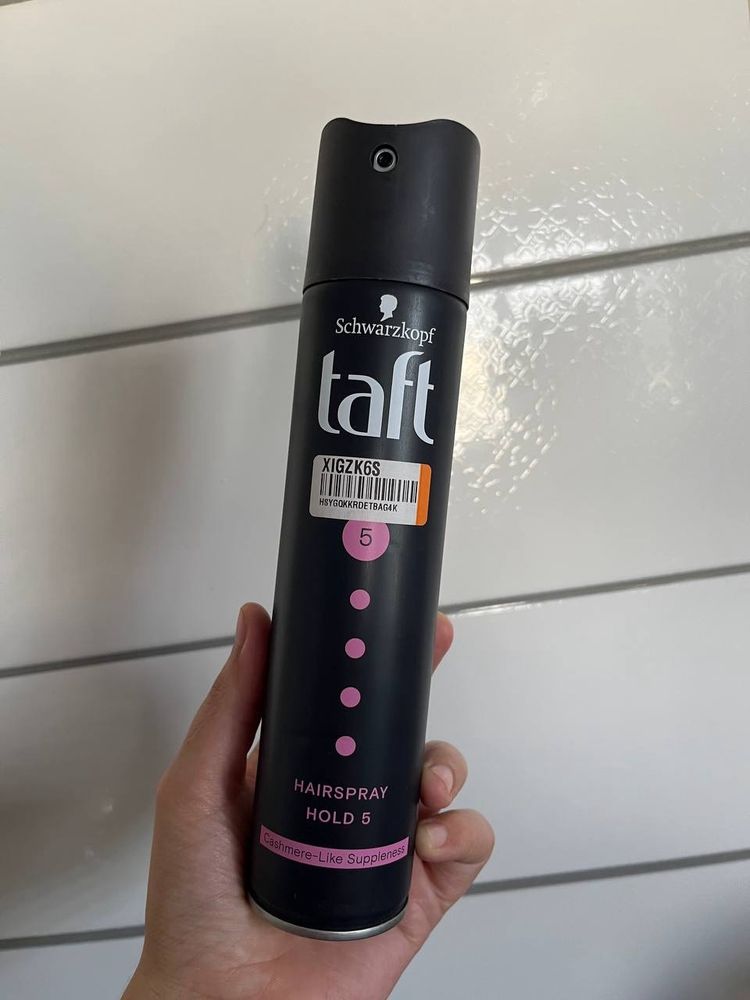 Schwarzkopf Taft Power Hairspray Hold 5 Hair Style