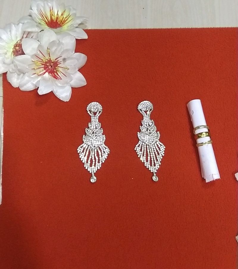 White Stone Wala Earring