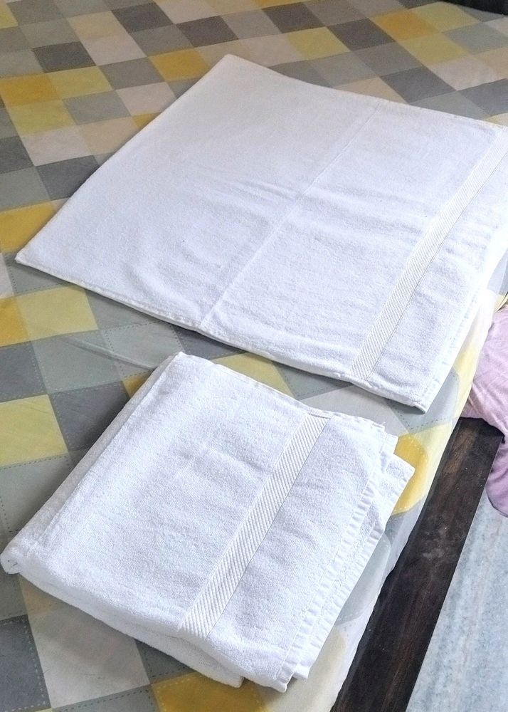 Set Of 2 Bath Towels White Color Pure Cotton