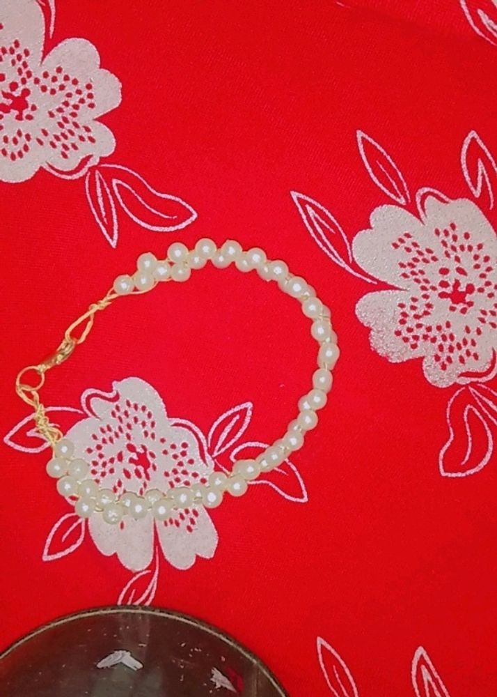 Trendy handmade braclet for girls