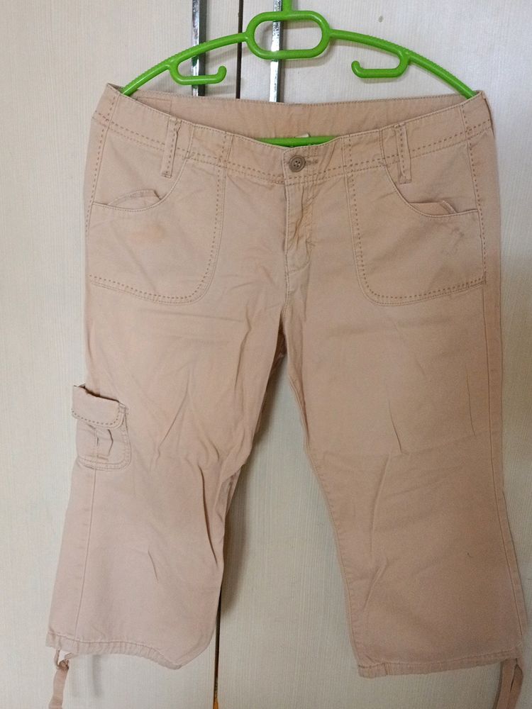 Capri Cargo Type Pant