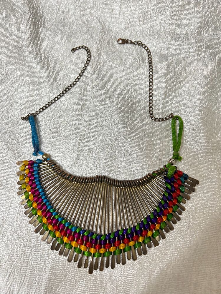 Multicolour Neckpiece