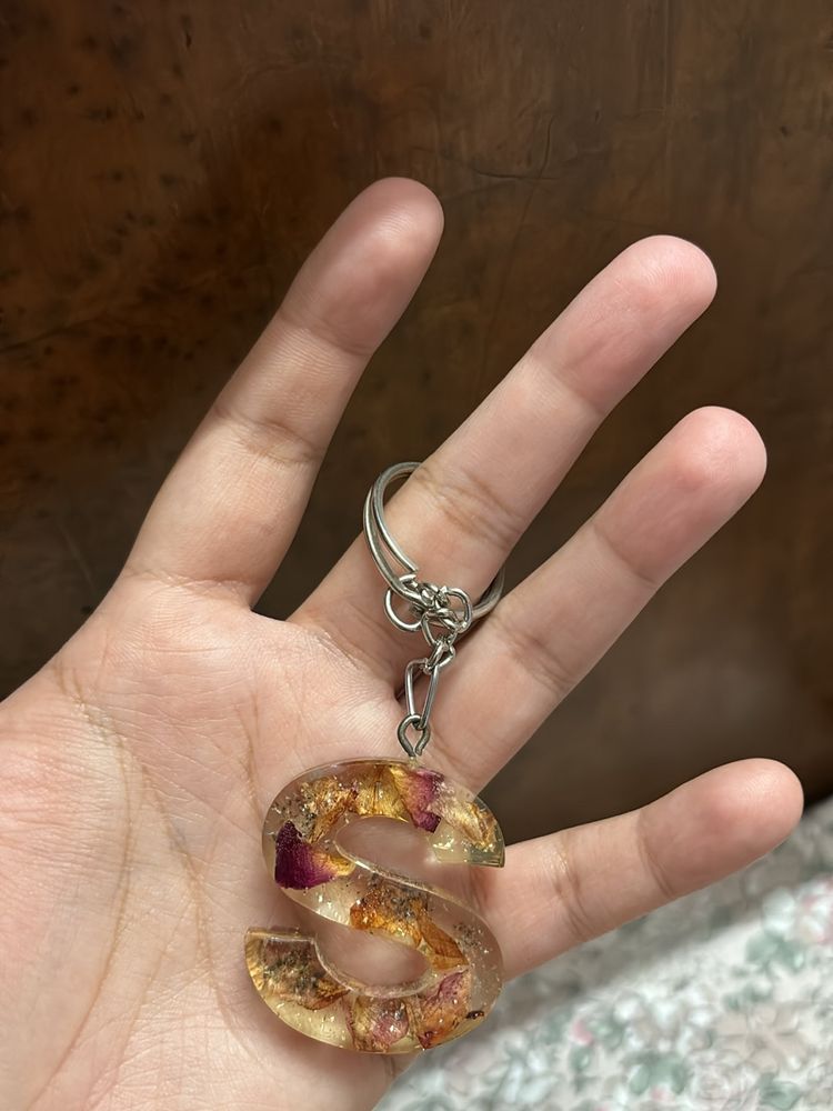 Resin Keychain (S Letter)