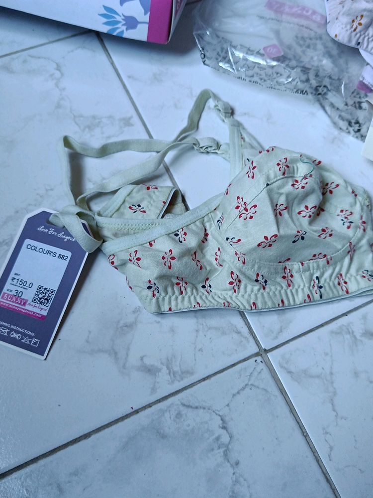 Sunny Printed Bra 30 Size