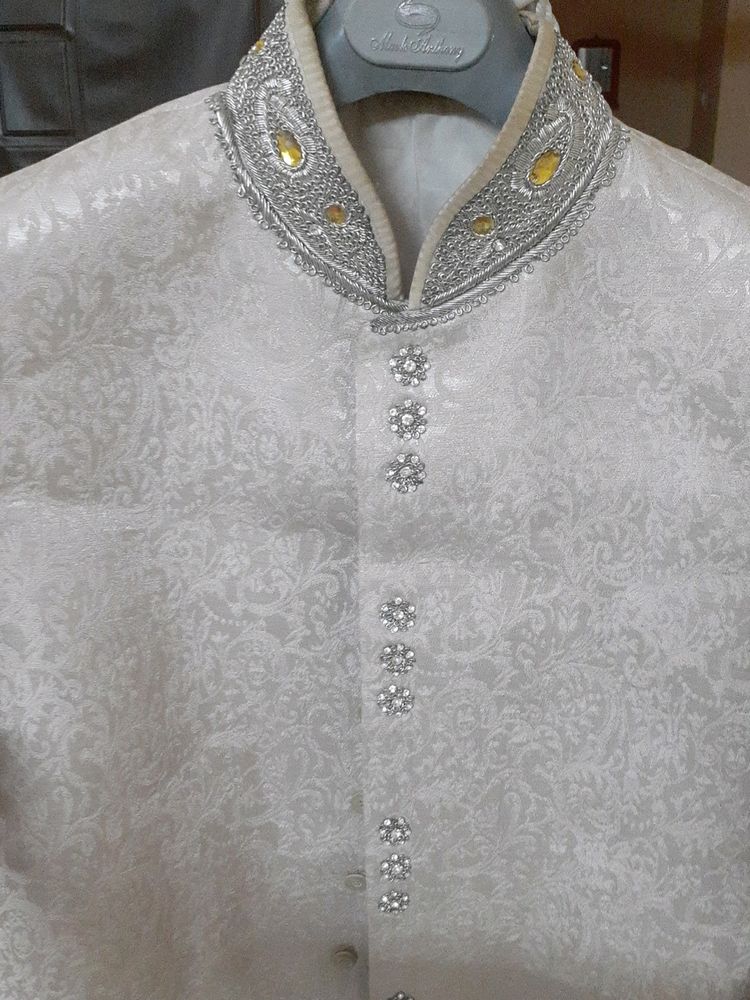 Men's Cream Colour Sherwani