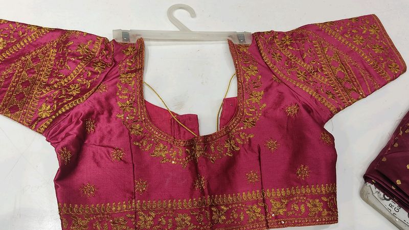 Designer Embroidery Aari Blouse